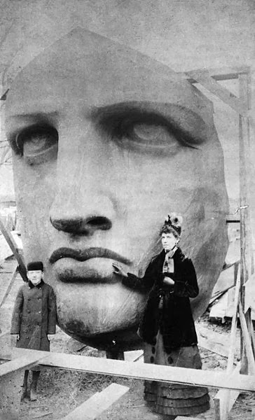 The statue's head was delivered in 1885
