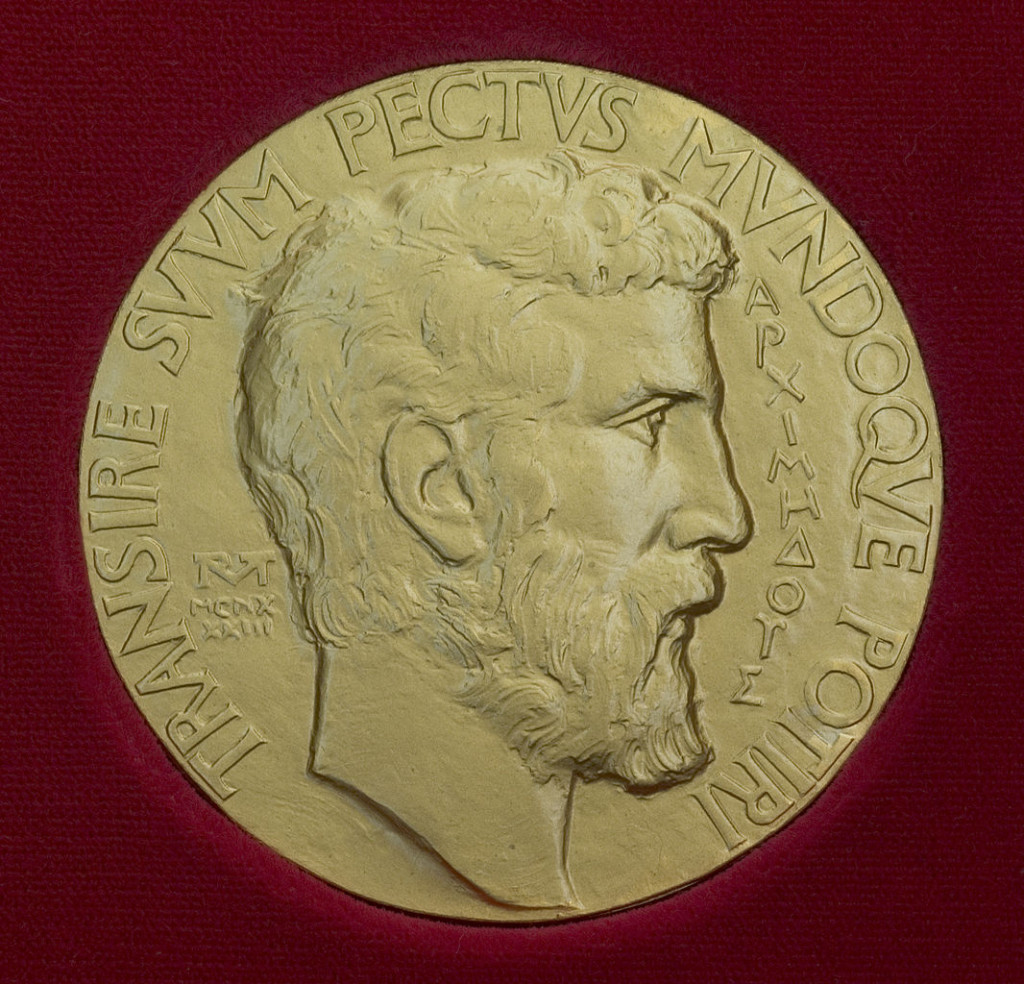 Photo of the obverse of a Fields Medal