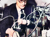 Maurice Wilkins and the Riddle of the DNA Structure