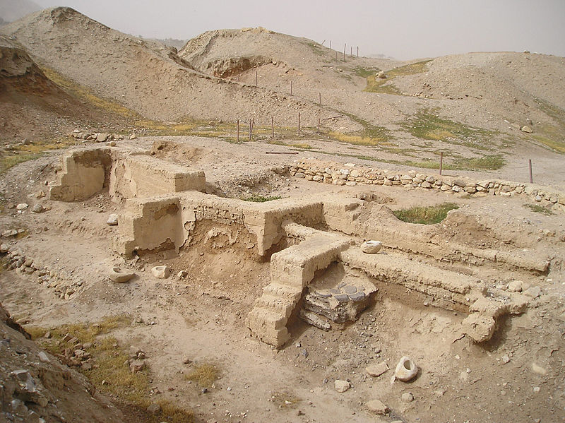 Dwelling foundations unearthed at Tell es-Sultan in Jericho