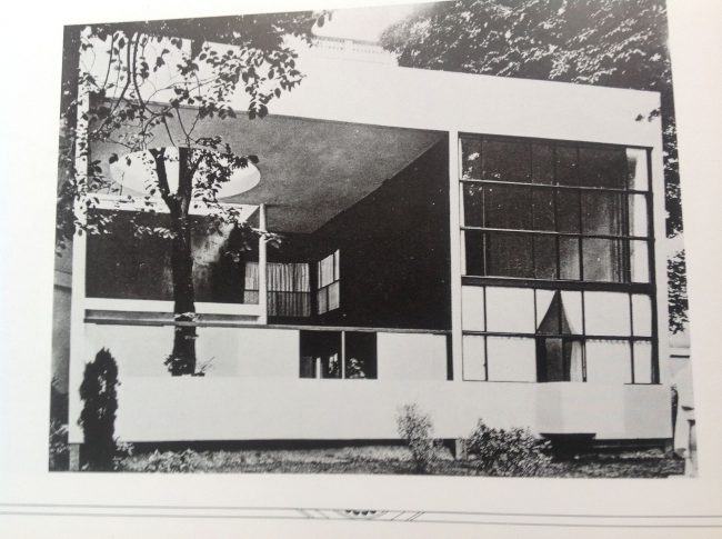The Pavilion of the Esprit Nouveau (1925)