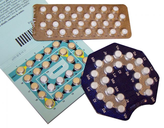 Different kinds of birth control pills. photo: Ceridwen, CC BY-SA 2.0 FR <https://creativecommons.org/licenses/by-sa/2.0/fr/deed.en>, via Wikimedia Commons