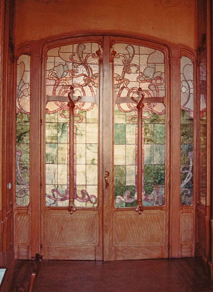 Hôtel van Eetvelde, Doorway with stained glass. by Victor Horta
