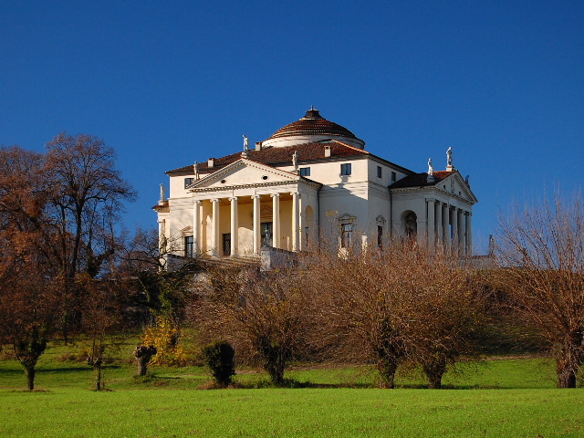 Villa La Rotonda in Vicenza, photo by Marco Bagarella - Own work, CC BY-SA 3.0