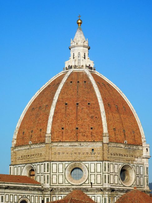 Dome of Santa Maria del Fiore, Florence, photo: Fczarnowski, CC BY-SA 4.0 <https://creativecommons.org/licenses/by-sa/4.0>, via Wikimedia Commons